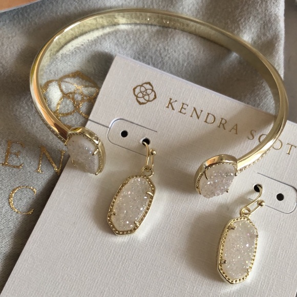 Kendra Scott Jewelry - Picture 1 of 6